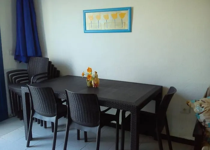 Casa Leyna Feriehus *